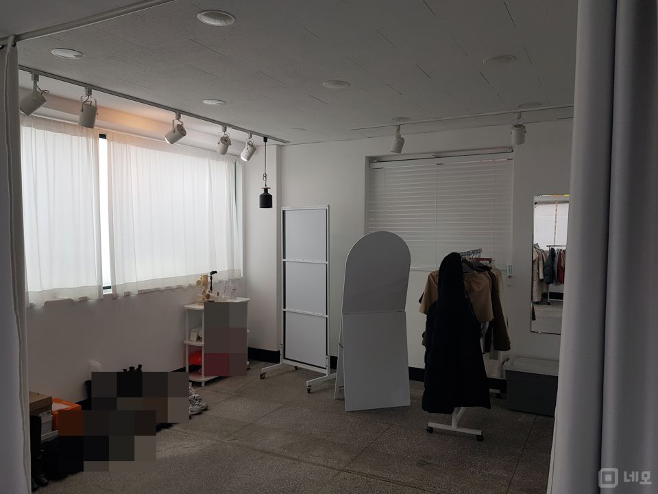 평수대비저렴2층단독사용천정바닥깔끔한내부인테리어개인사무실및소형쇼핑몰완전추천 매물의 10번째 사진