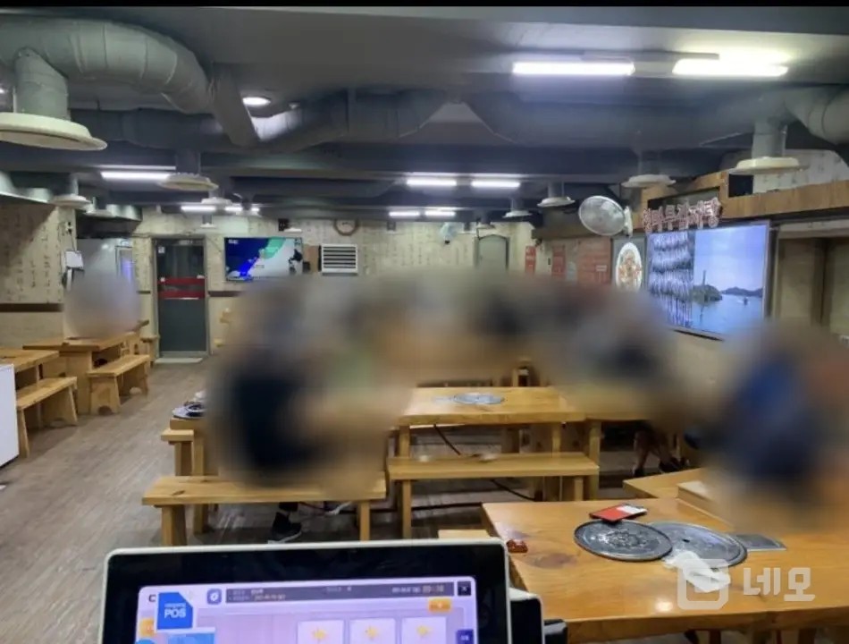 넓어요. 대로변이에요. 유동인구 많아요 매물의 2번째 사진
