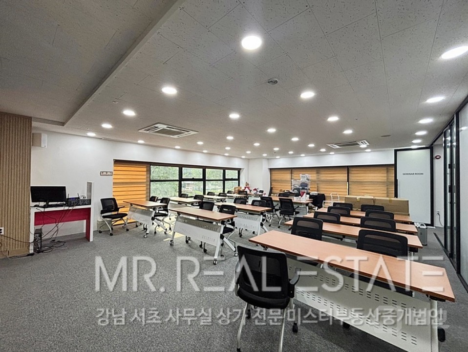 선정릉역2분.9호선대로변.인테리어완비ACE사무실 매물의 8번째 사진