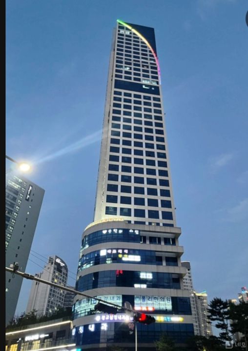 하동 광교 번화중심가 호수공원뷰 상가 매매 매물의 6번째 사진