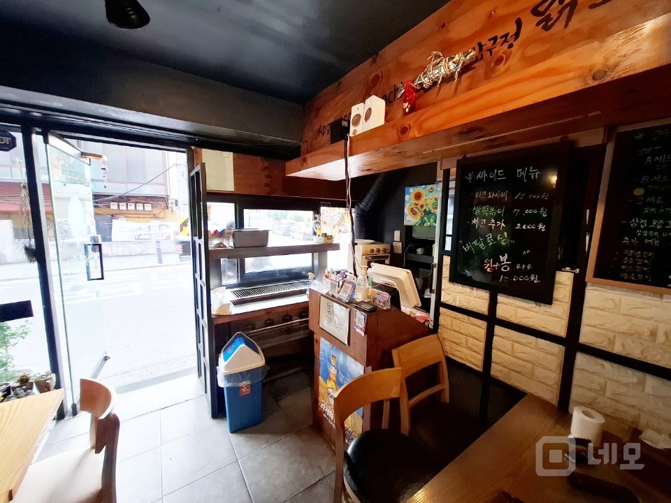 30년 전통 주점자리, 꼬치구이집 성업 중! 노출 좋은 소형 매장 소개 매물의 2번째 사진