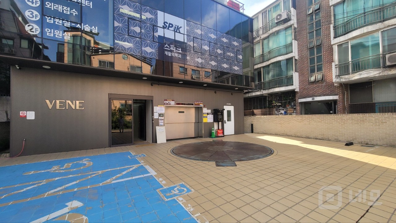 삼전역 대로변 무권리1층 상가 매물의 9번째 사진