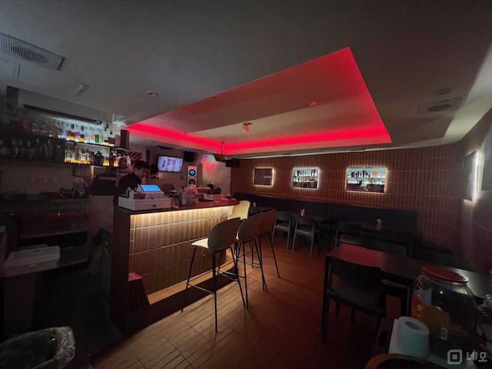 유동인구 많은 종로3가역 낙원동 먹자골목 상가 매물의 1번째 사진