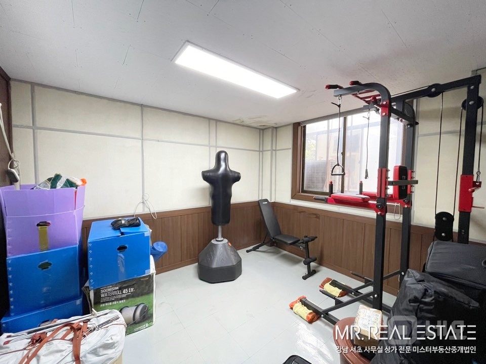 사진有.양재역 인근.가성비甲. 깔끔한 사무실 매물의 8번째 사진