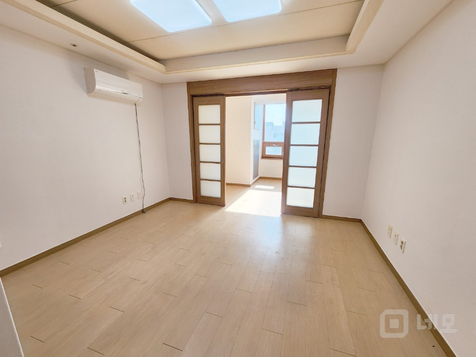 분리형 구조의 업무용 오피스텔 매물의 2번째 사진