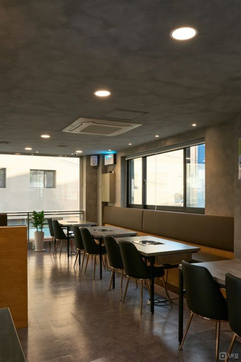 남산동1가 역세권, 인테리어 및 시설 최상 고깃집 매물의 4번째 사진