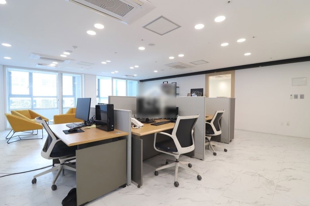 마곡역초역세권 인테리어 무상O 양창코너 고퀄리티 사무실 매물의 2번째 사진