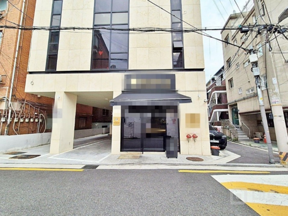 뚝섬역 핫플이 모여있는 거리의 1층 상가 매물의 6번째 사진