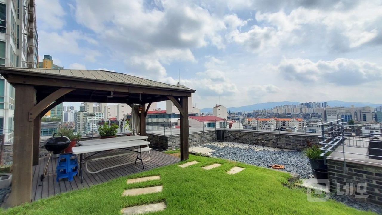 석촌호수길 롯데타워 뷰 8층+루프탑 상가사무실 매물의 23번째 사진