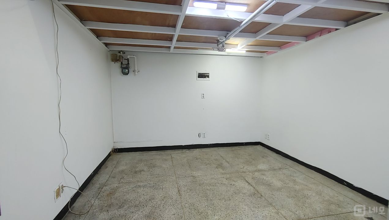 구로동 다목적 활용 가능한 2층 상가 매물 매물의 1번째 사진