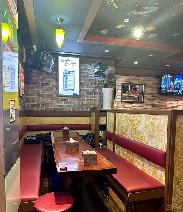 불광동 대로변에 위치한 호프집 매물의 2번째 사진