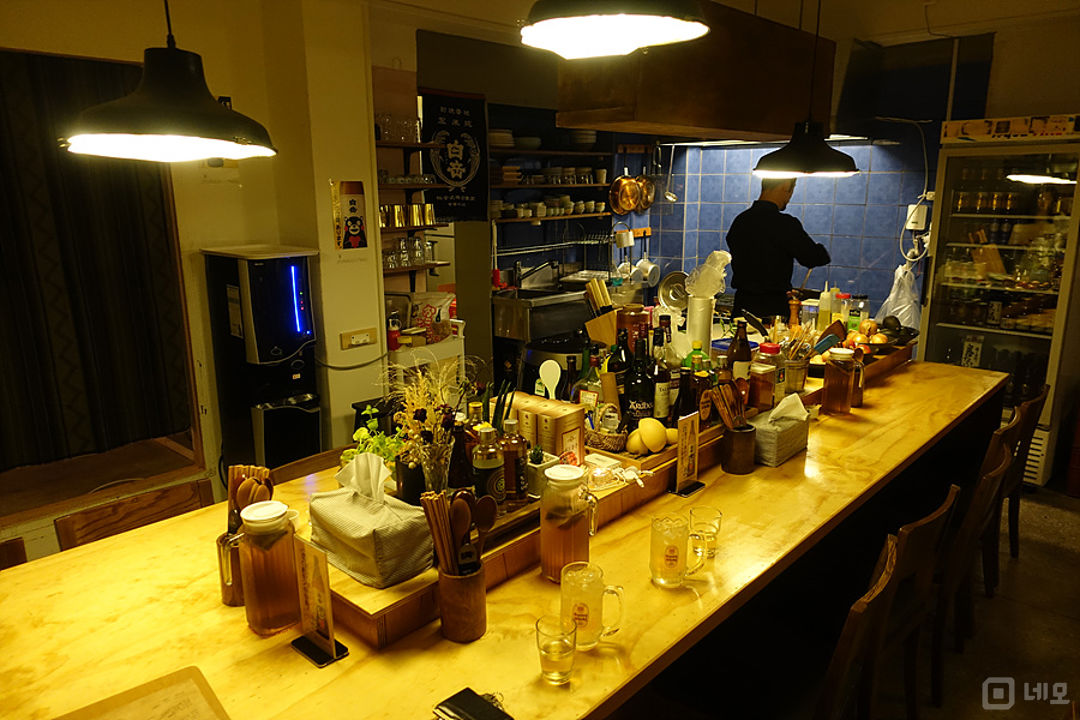 요즘 떠오르는 성산동 골목 위치, 입소문 듣고 찾아오는 요리주점 매물의 4번째 사진