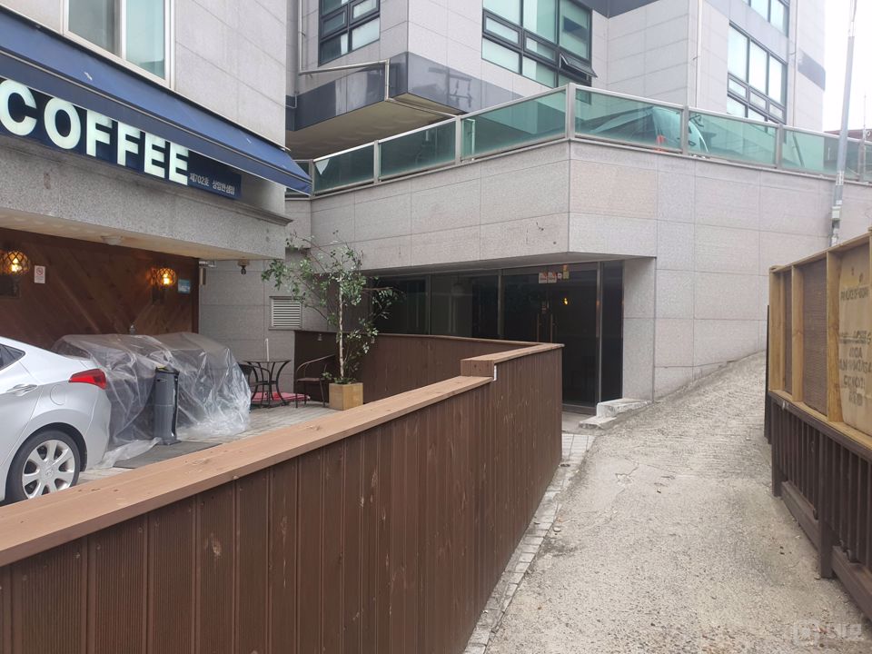 기본 설비가 완비된 상암동 공실 매물의 25번째 사진