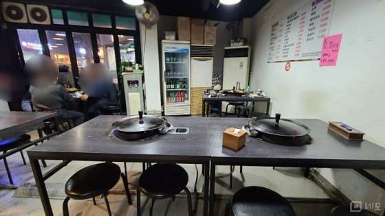 망원동 코너자리에 위치한 고깃집 매물의 7번째 사진