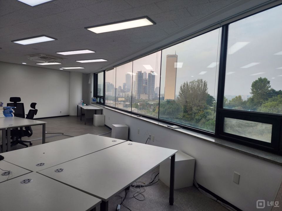 노량진동 복합상권에 위치한 학원 매물의 11번째 사진