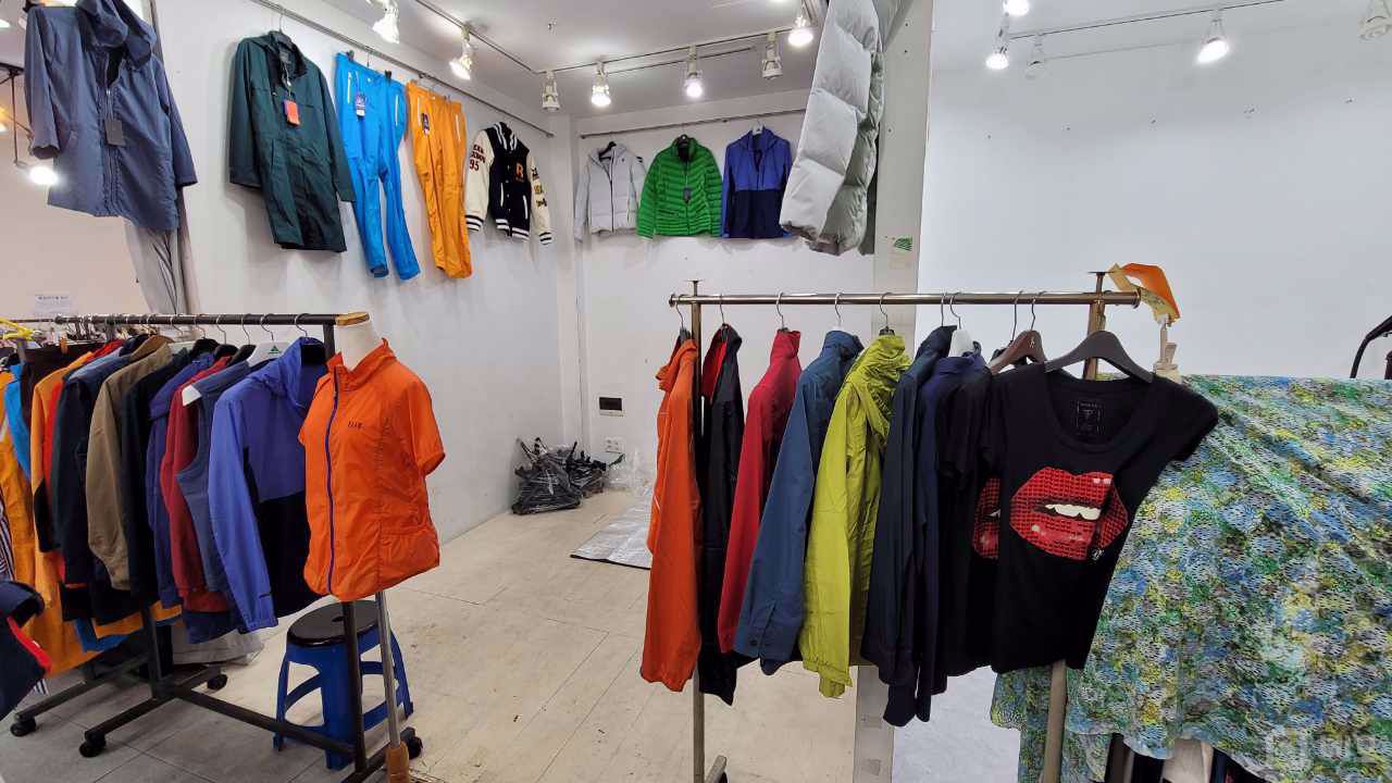 역세권 상권, 유동인구 많은 창신동 공실 매물의 3번째 사진