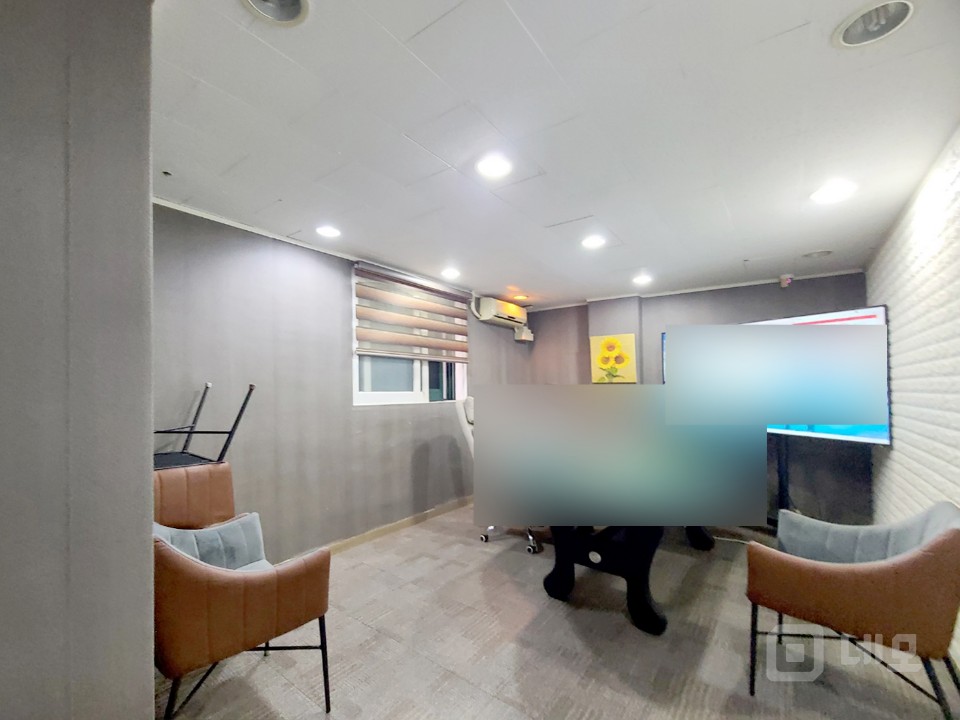 빠른입주 가능 엘베있음 내부 룸 공간 별도 매물의 4번째 사진