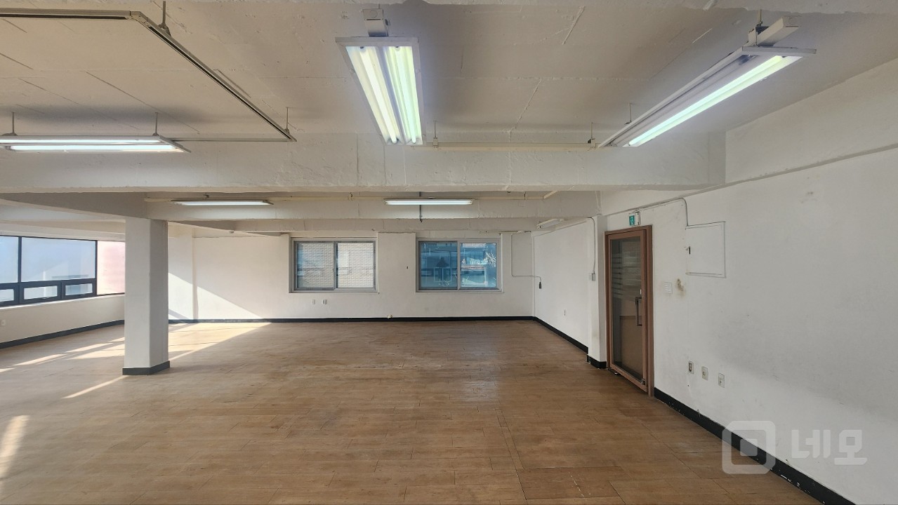 엘베o주차o 코너건물 2층 단독 사무실 매물의 4번째 사진