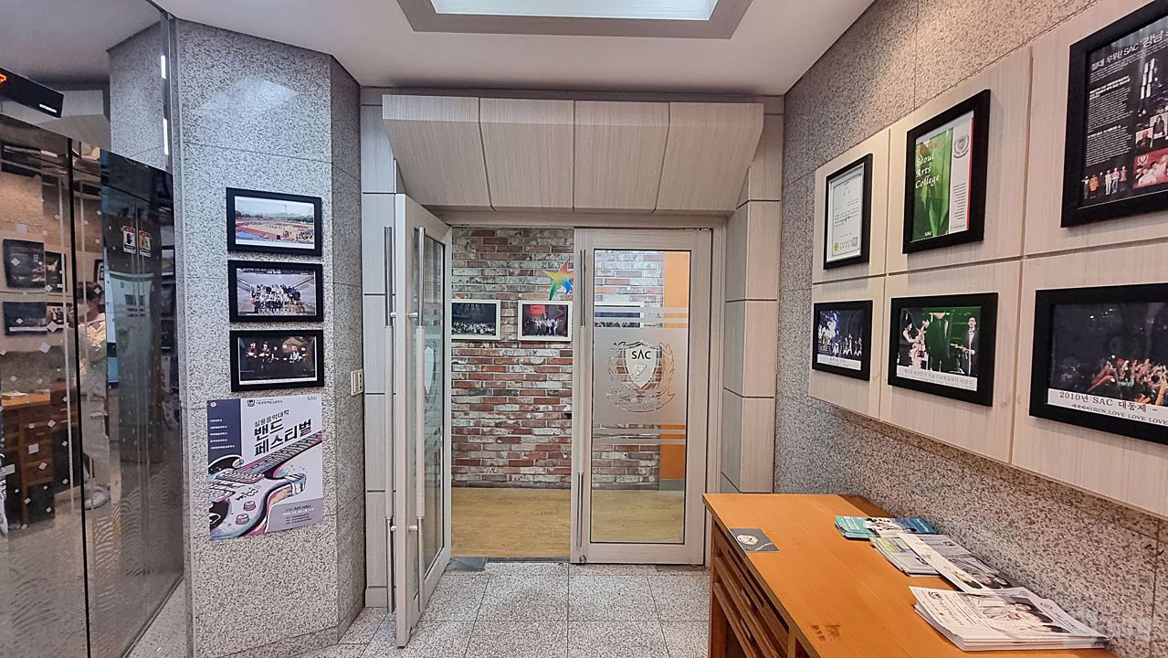 테헤란로 대로변에 위치한 인프라 우수한 사무실 매물의 8번째 사진