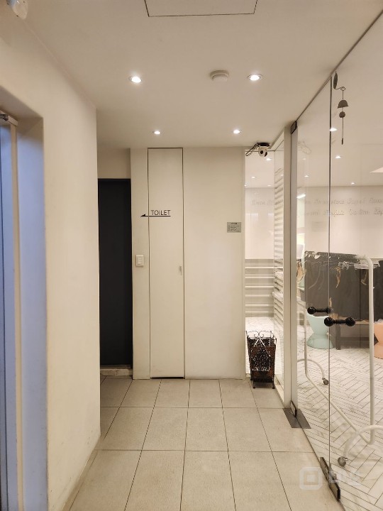 경의선숲길 인근, 쾌적한 환경의 가성비 좋은 공간 L 매물의 3번째 사진