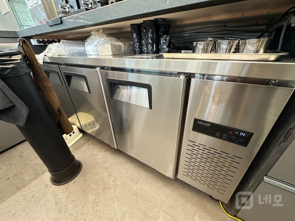 무권리!! 상암동 오피스 상권 프리미엄 1층 카페 매장 매물의 7번째 사진