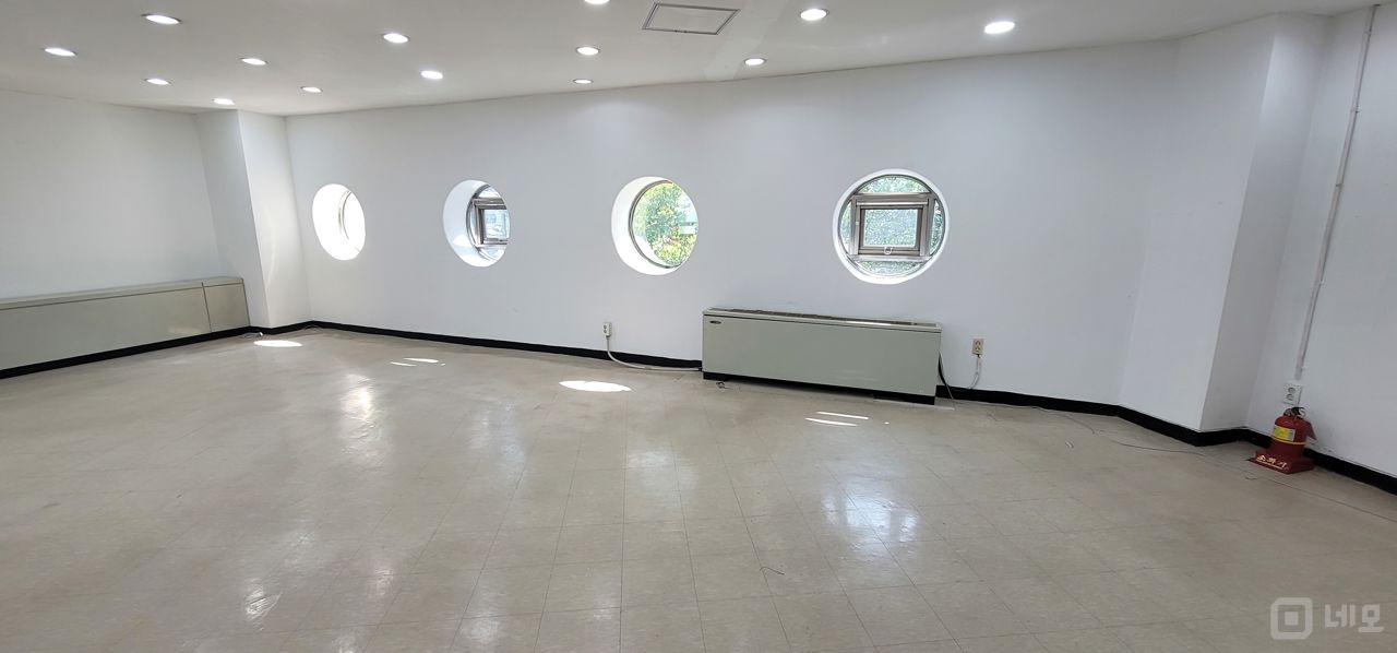 창신동, 지하철 동대문,동묘역 더블초역세권 28평 사무실 매물의 3번째 사진