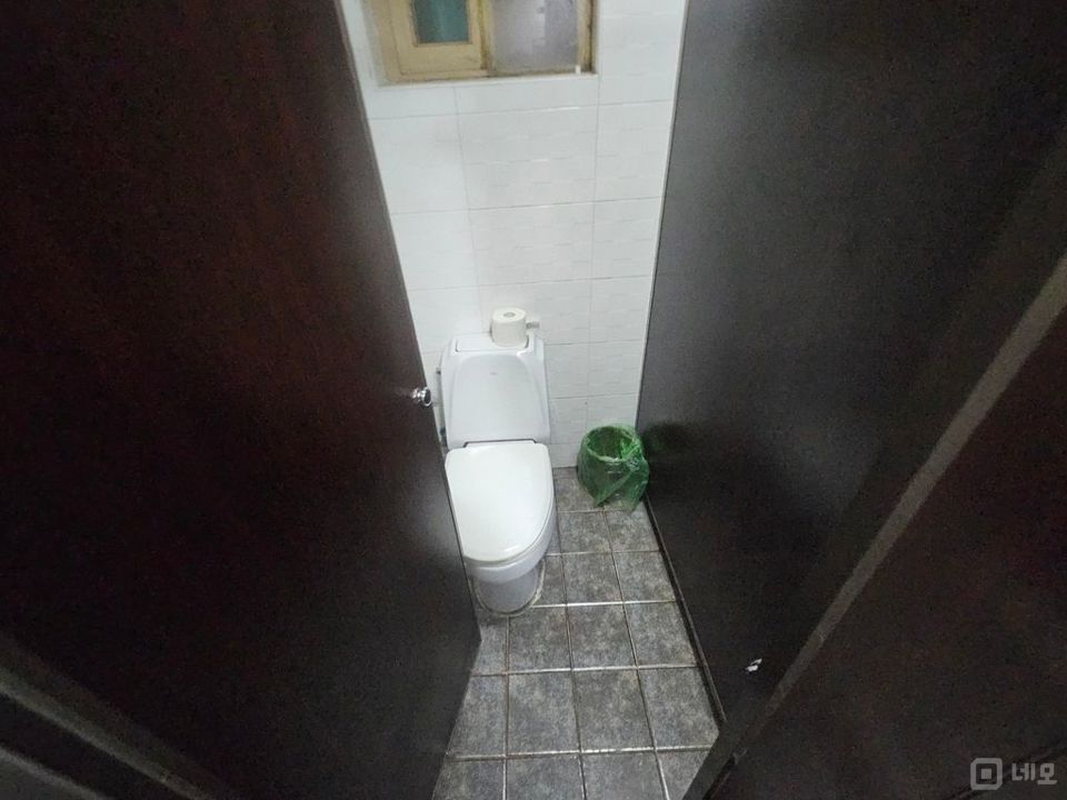 경성양꼬치로 10년 넘게 사용중인 가게로 집안 사정으로 급매 올립니다. 매물의 14번째 사진