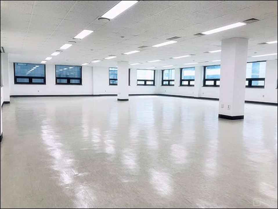 ●학동역 도보 5분 이내 위치! 대로변 위치로 접근성 매우 우수합니다! 매물의 2번째 사진