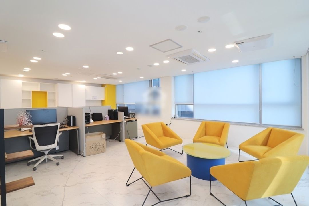 마곡역초역세권 인테리어 무상O 양창코너 고퀄리티 사무실 매물의 1번째 사진