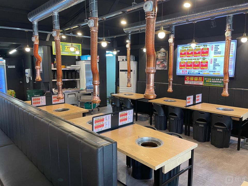 시흥동 설비 완료된 1층 고깃집 임대 매물의 4번째 사진