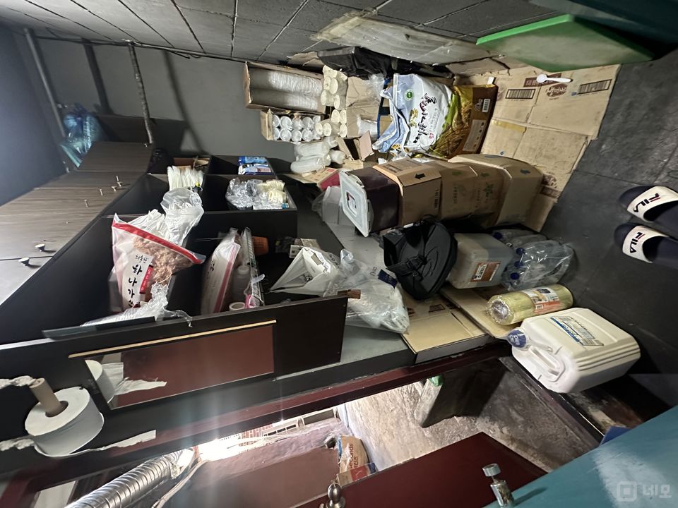 대학동 고시촌에 위치해 매출이 안정적인 상가 매물의 3번째 사진