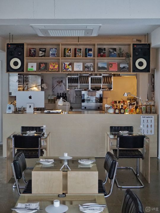 시설집기포함, 최상급 인테리어 완비된 서교동 루프탑바 매물의 3번째 사진