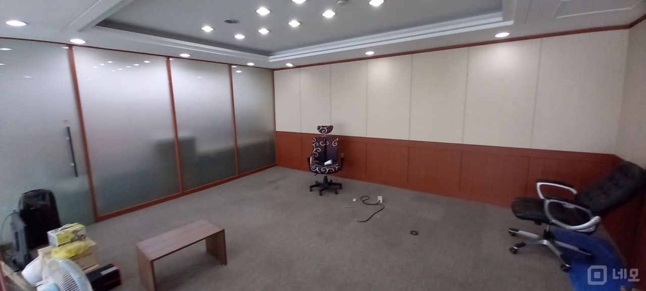 ★송파동 깔끔하고 넓직한 사무실 공실 안내!★ 매물의 5번째 사진