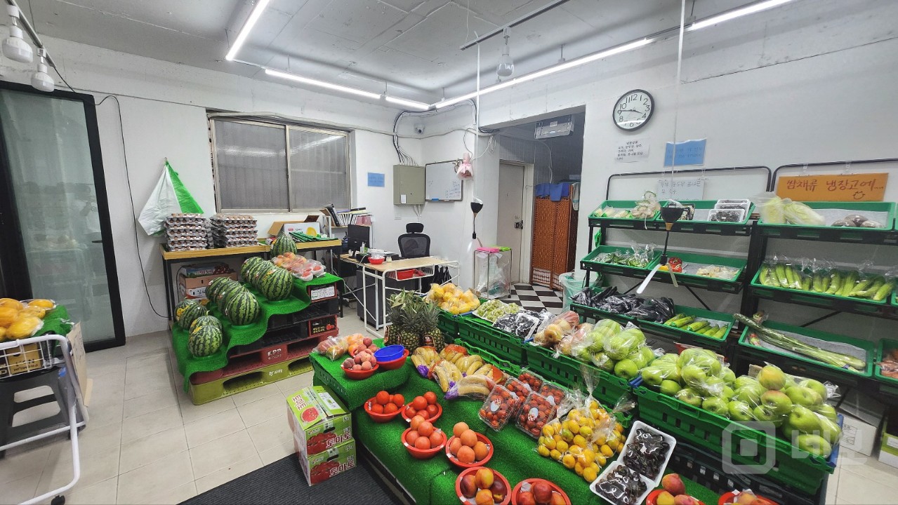 연남동 경성고 인근 빌라 모여있는 주거지역 넓은 1층 상가 매물의 3번째 사진