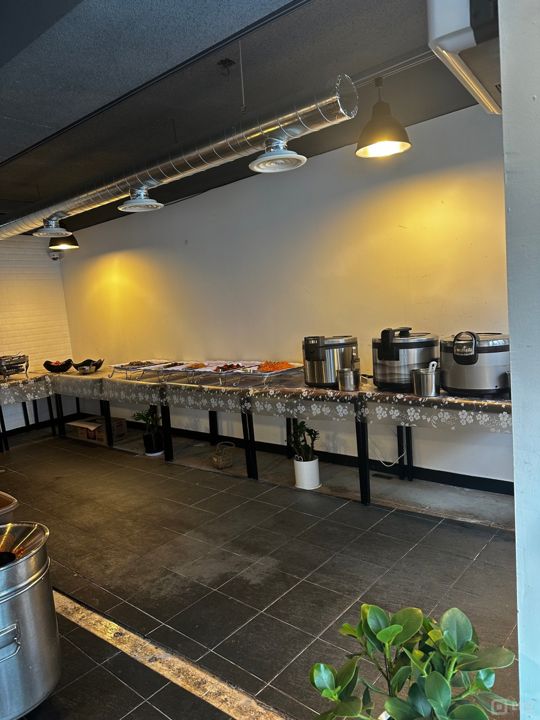 군자동 역세권, 꾸준한 수요 있는 고깃집 매물의 3번째 사진