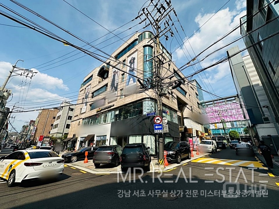 직사각형구조, 화이트톤 인테리어, 무료주차1대, 엘리베이터 유 매물의 6번째 사진