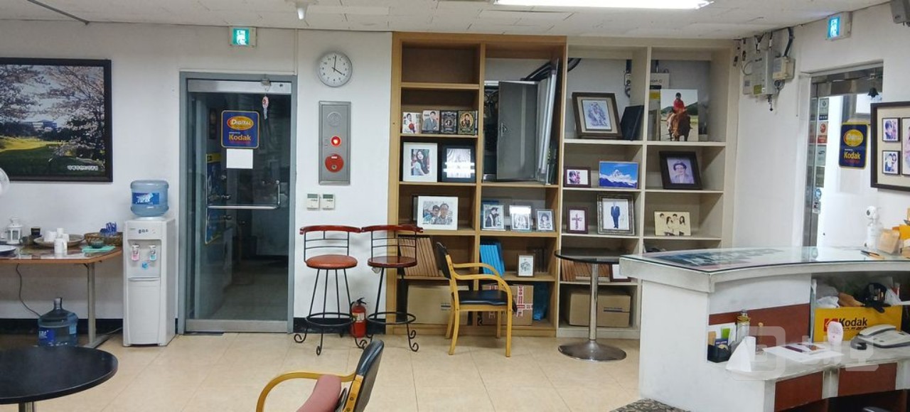 접근성 최고 사진관 매물의 6번째 사진