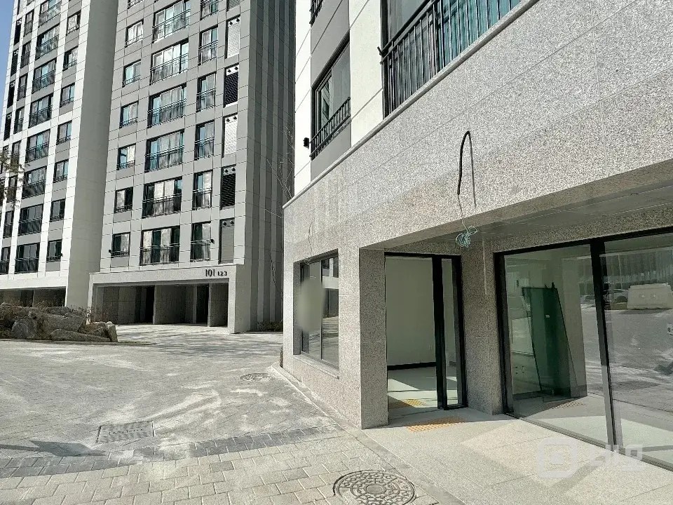 반월 동문디이스트 상가 첫입주하실 분 모집합니다~! 매물의 12번째 사진