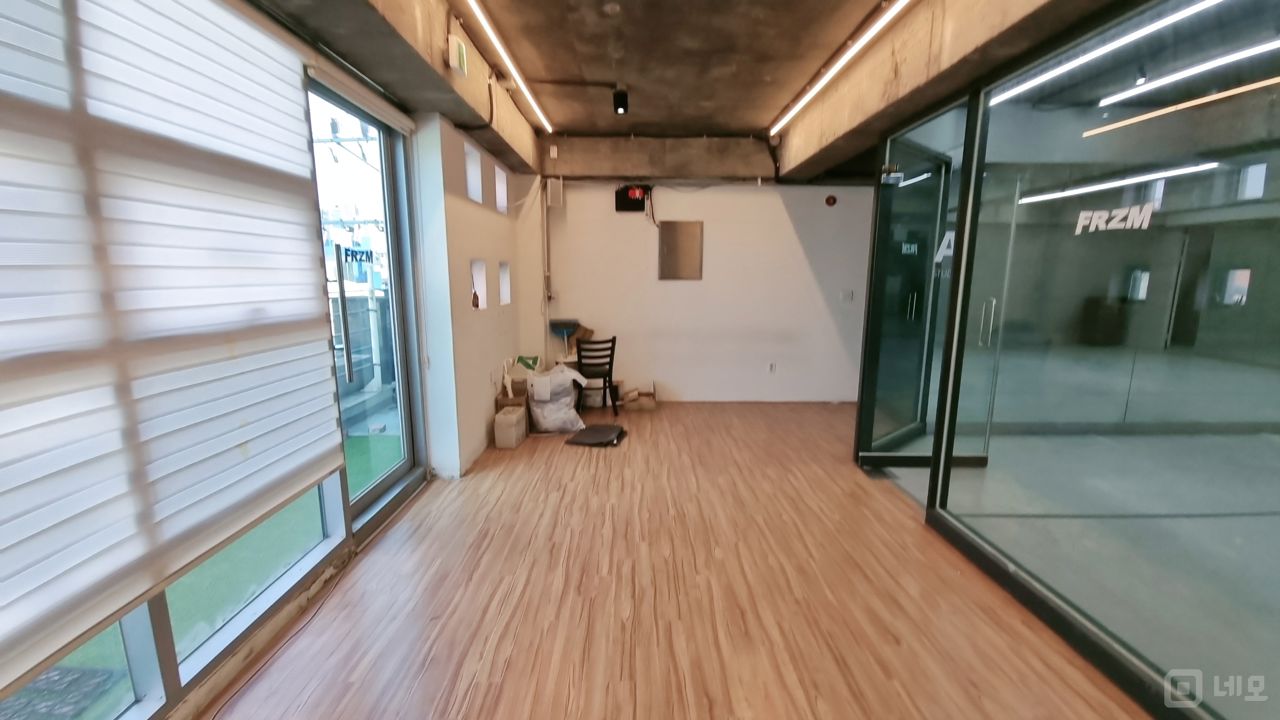 상수역 인근 위치좋은 4층 상가공실 매물의 7번째 사진