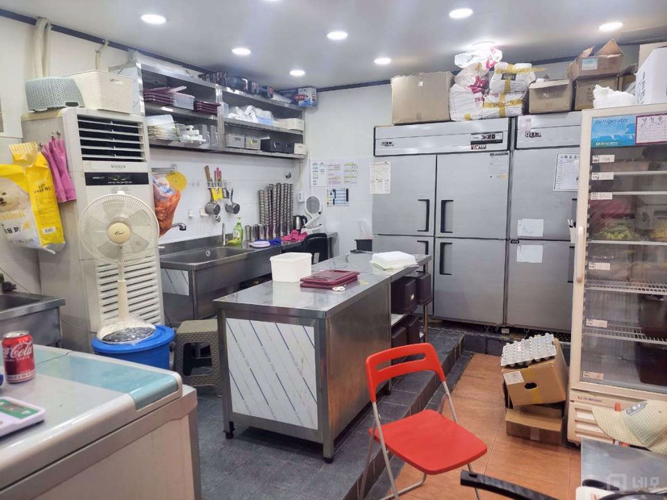 학장동 주택가 상권에 위치한 부대찌개 포장 전문점 매물의 4번째 사진
