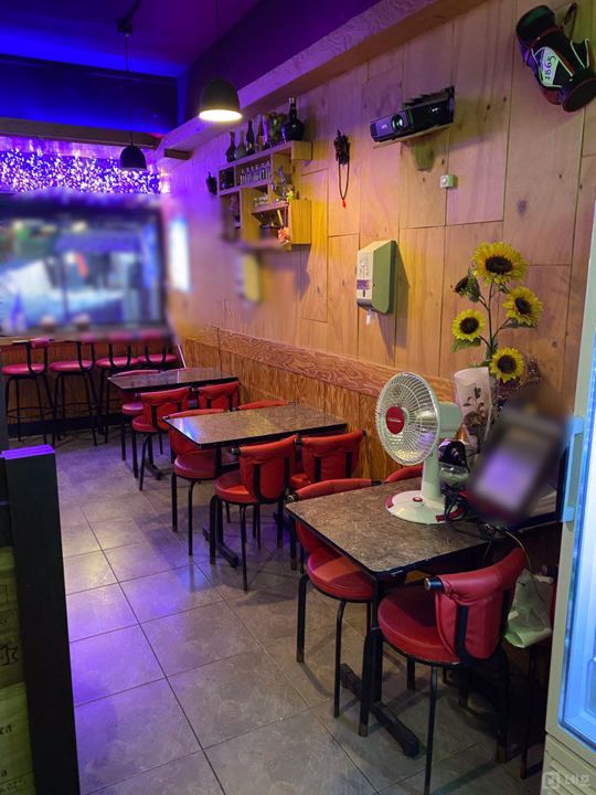 신림동에 위치한 호프집 입니다. 매물의 3번째 사진