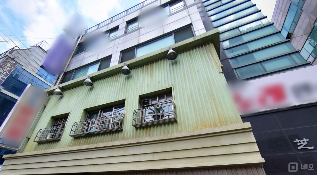 더블 역세권, 접근성 뛰어난 서초동 상가 임대 매물의 5번째 사진