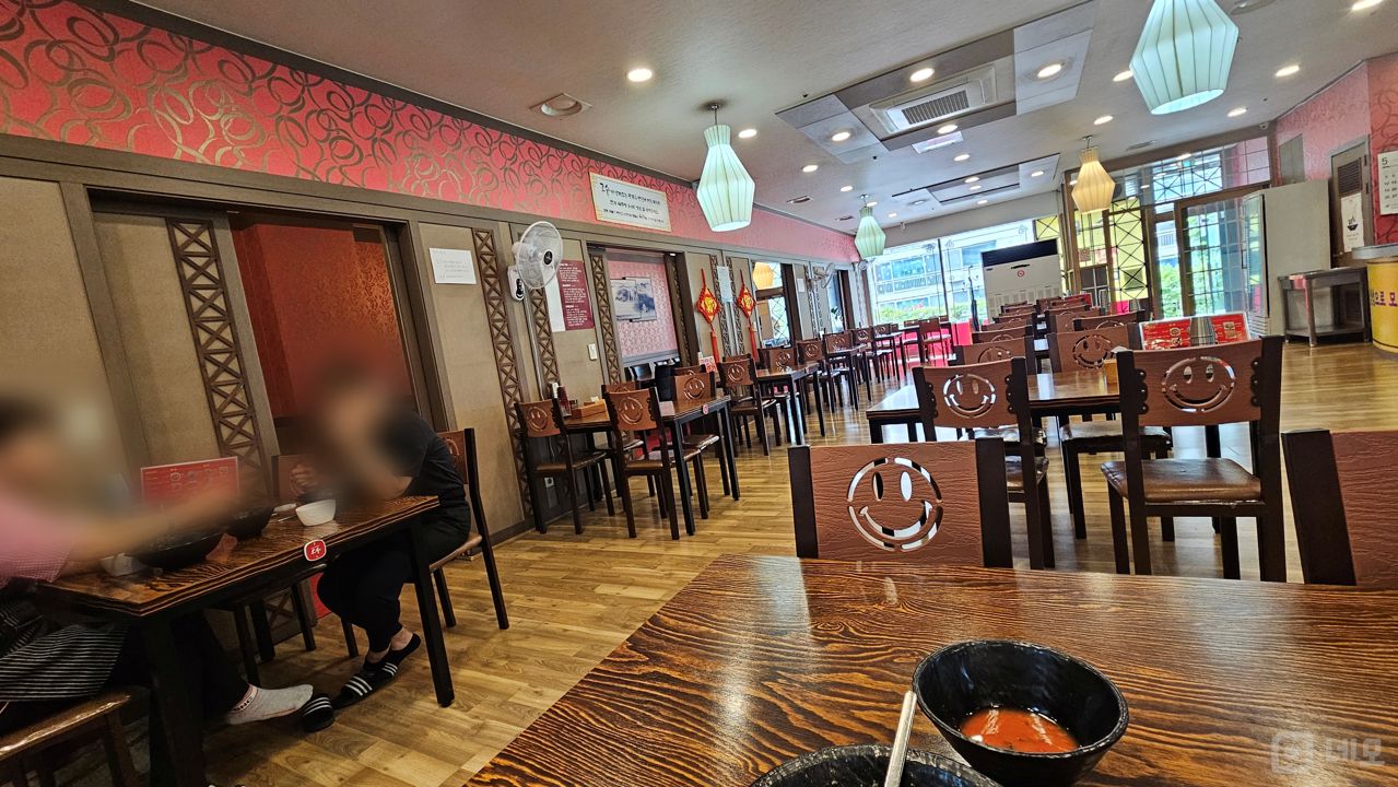 의정부시 호원동, 아파트단지 둘러 쌓인 배후수요 풍부한 중식당 매물의 1번째 사진