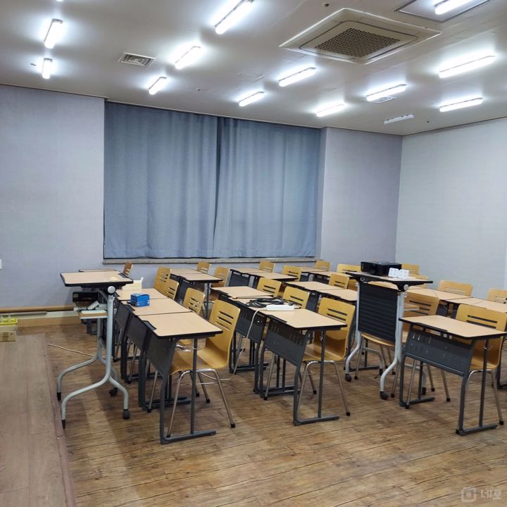 넓은 면적, 사무실, 학원 등 매물의 2번째 사진
