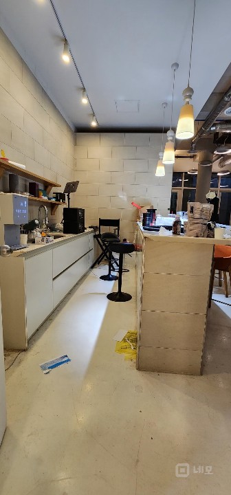 무권리~!! 서교동4M 초고천장 프라이빗 스튜디오 매물의 17번째 사진