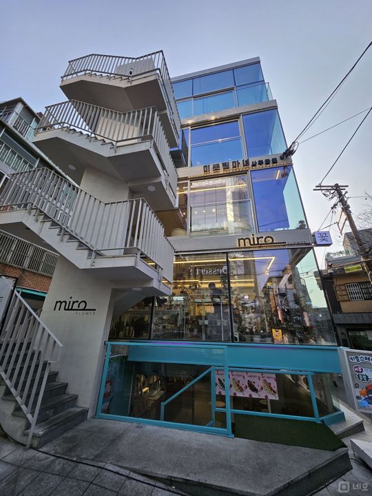 유동 인구 많은, 연트럴파크미로길 상권 1층 꽃집 매물의 6번째 사진