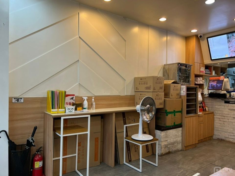 충무로3가 꾸준한 수요 있는 도시락집 매물의 2번째 사진