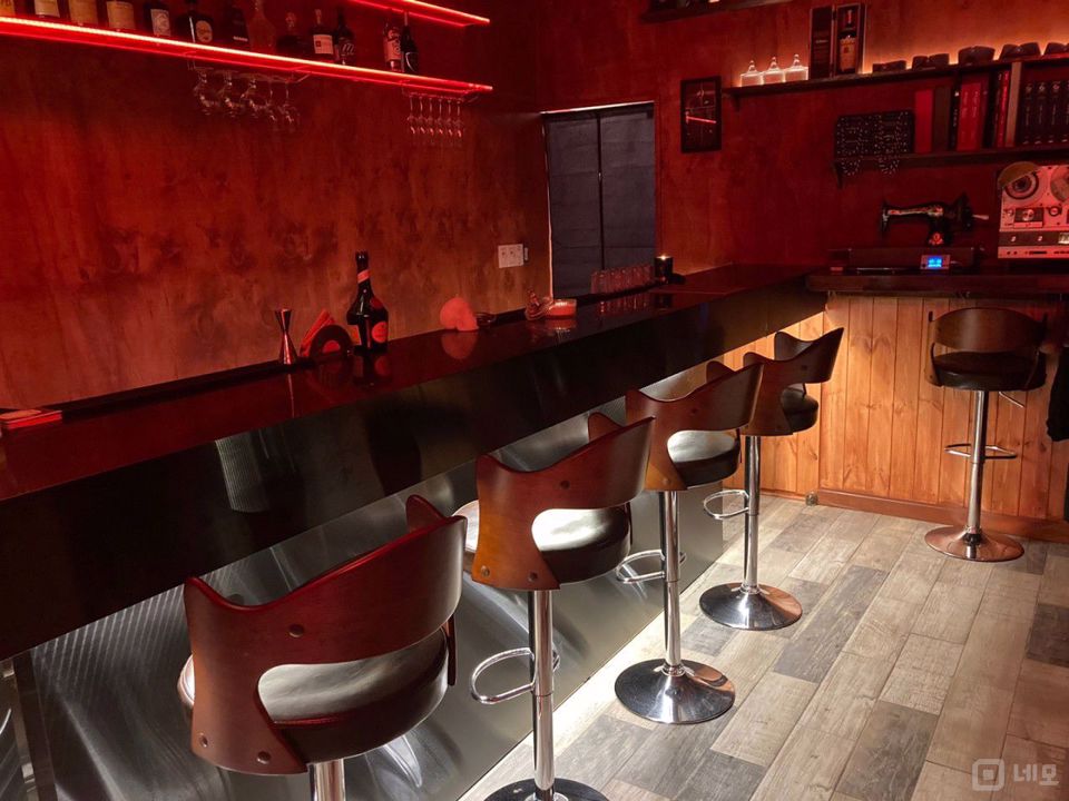 동빙고동 주거지역, 단골손님 많은 바 매물의 1번째 사진