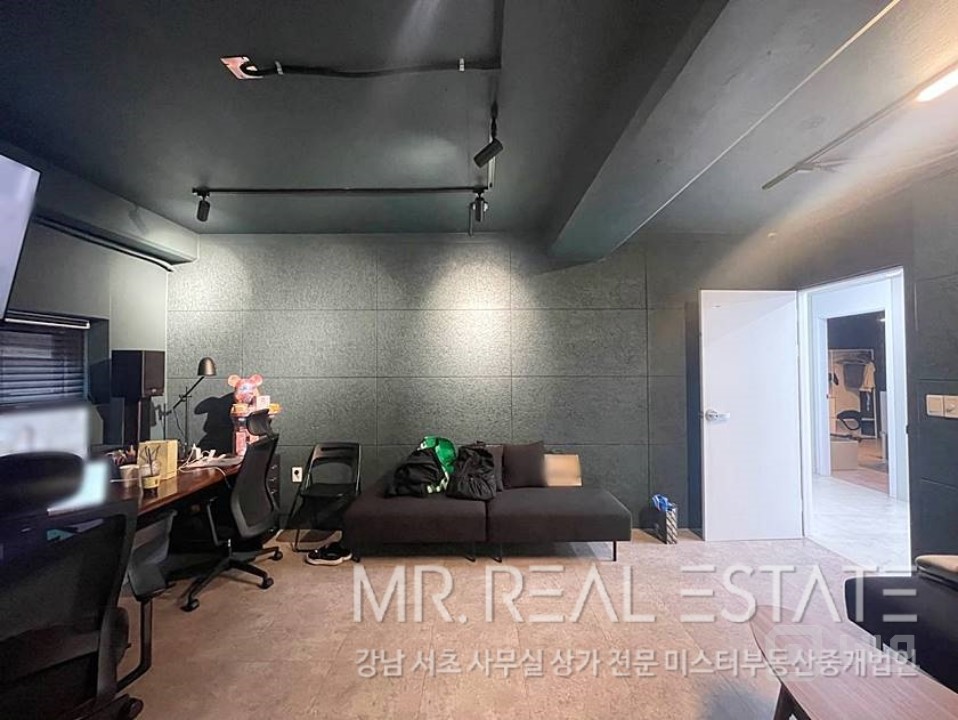 을지병원사거리.방음시설有.인테리어ACE.층전체.업종협의 매물의 8번째 사진