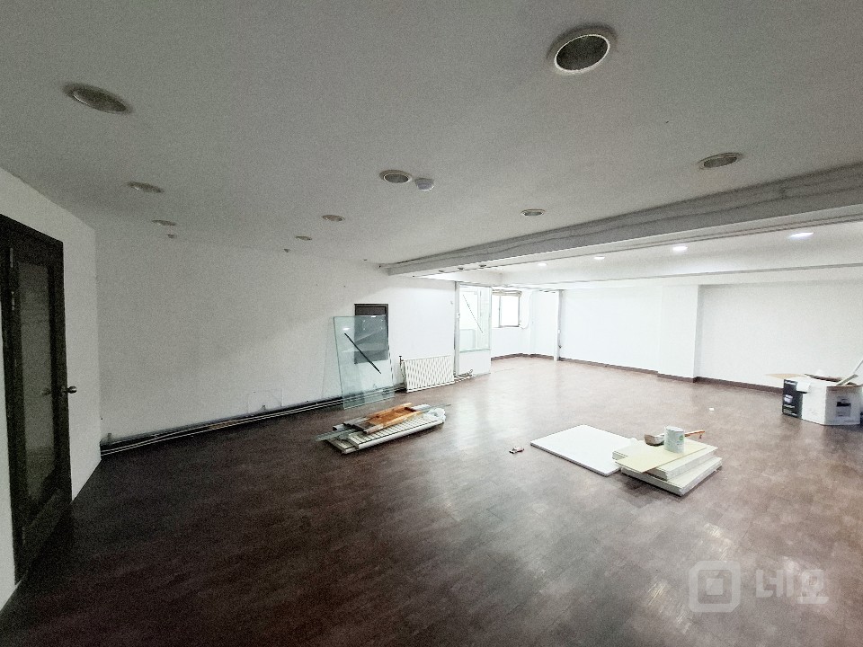 🧾 창신동 쉘톤빌딩 6층! 소형 오피스·쇼핑몰 운영자에게 추천 💼🛒 매물의 3번째 사진
